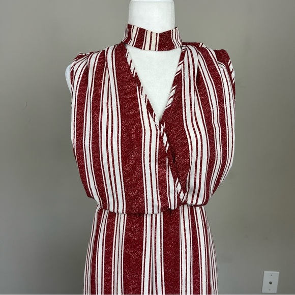 DAYLIGHT STRIPED SLEEVELESS JUMPSUIT CUT OUT NECKLINE IN RED & WHITE SIZE SMALL - Picture 8 of 16